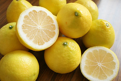 宮崎県産 【日向夏自家用3kg】 送料無料 15-20玉前後 直径6-8cm位です