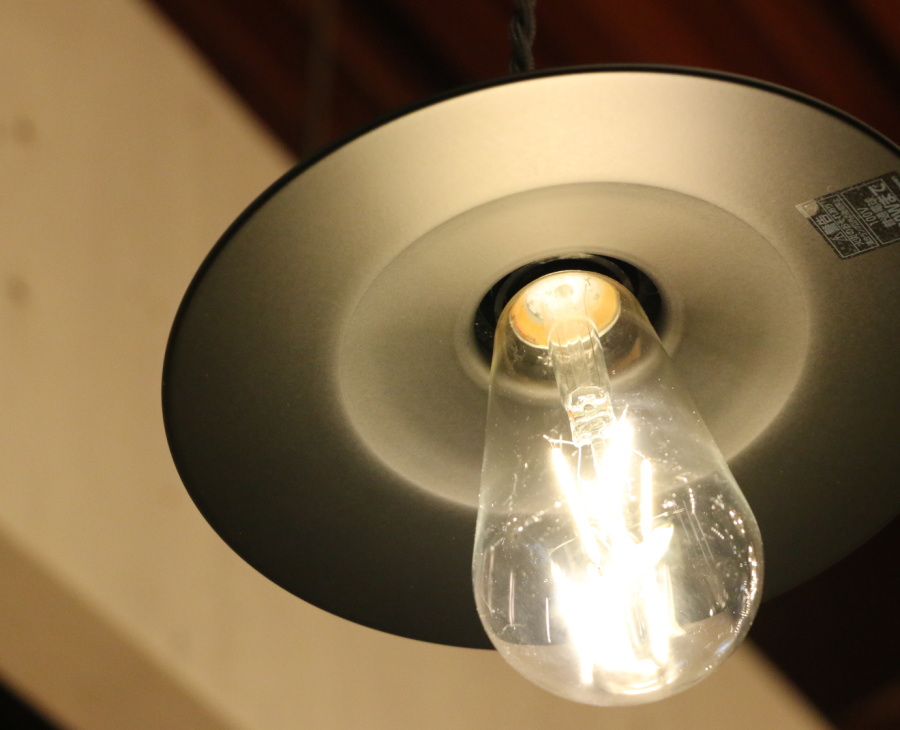 美品！3灯 ブルックリン インダストリアル ランプ エジソン型 レトロ型 LED付き】ブルックリンインダストリアルランプ