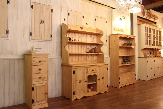 カントリー家具キャビネット アンティーク調 手作り 北欧家具