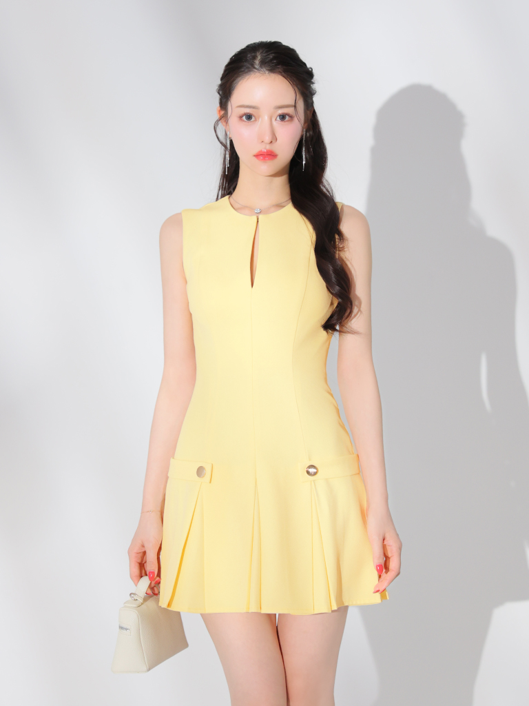 新色追加】【再入荷】【DEA. by ROBE de FLEURS】スリットネック