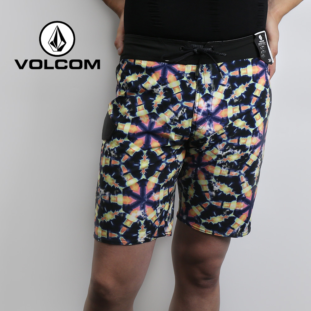 VOLCOM（ボルコム） MOD TECH REVOKE TRUNKS NEW BLACK 28 30 正規品