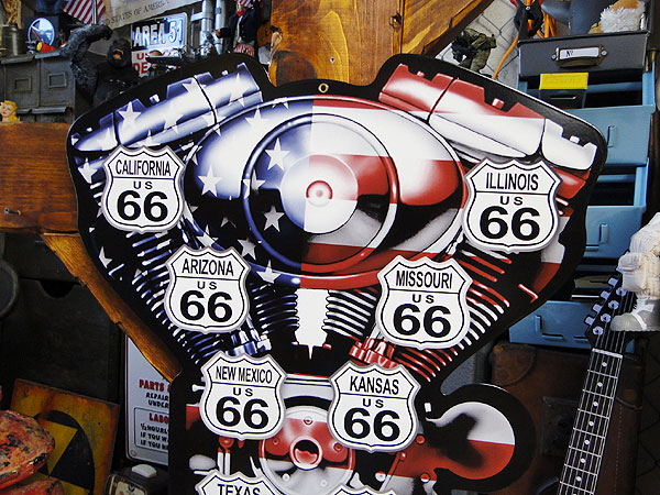 ルート66　＆　星条旗　Vツインエンジン　U.S.ヘヴィースチールサイン　（マザーロード） ■ アメリカン雑貨 アメリカ雑貨 |  | 01