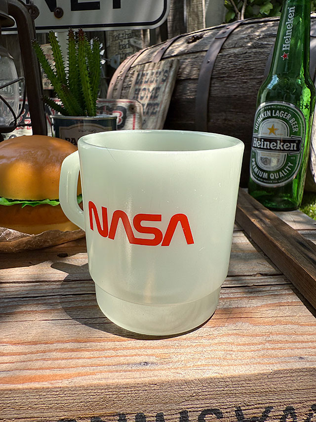 暗闇で光る！　NASA　スタッキングマグ　（蓄光タイプ）　単品　330ml ■ アメリカン雑貨 アメリカ雑貨 |  | 07