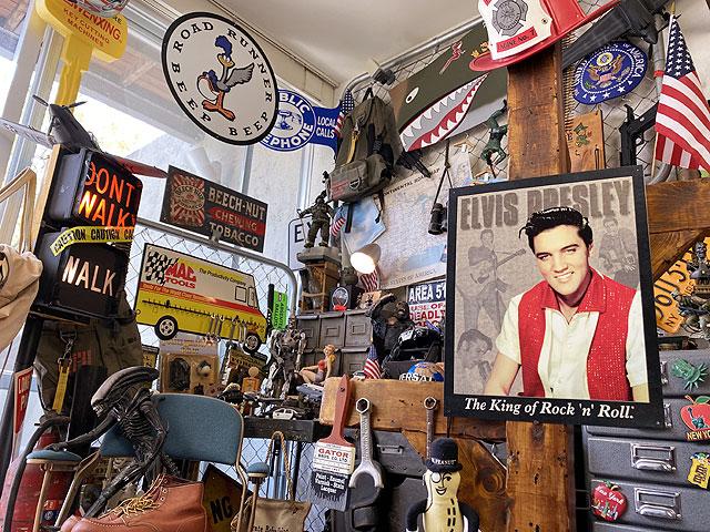 エルビス・プレスリー　（ポートレート）　ブリキ看板 ■ アメリカン雑貨 アメリカ雑貨 |  | 04