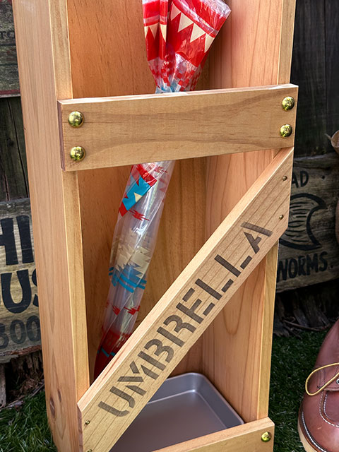 かさ立て（小） アルミ受皿付き うす茶  ■ アメリカン雑貨 アメリカ雑貨 |  | 03