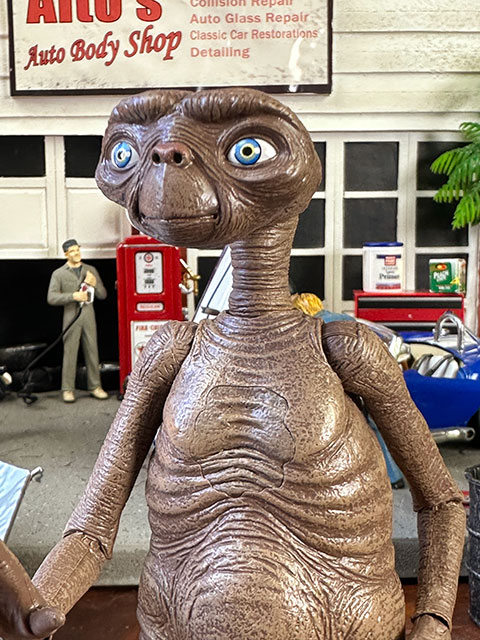 貴重品？映画ETのスカル