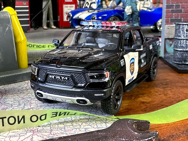 2019年ダッジ　ラム1500ピックアップ　ポリスカー　ダイキャストミニカー　1/46スケール ■ アメリカン雑貨 アメリカ雑貨 |  | 02