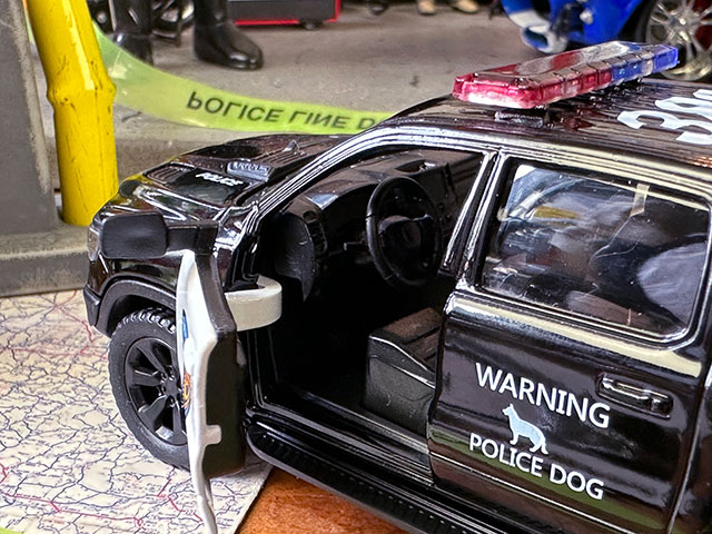 2019年ダッジ　ラム1500ピックアップ　ポリスカー　ダイキャストミニカー　1/46スケール ■ アメリカン雑貨 アメリカ雑貨 |  | 03