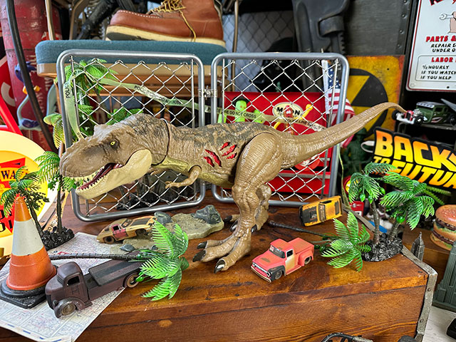 マテル 映画 ジュラシックワールド ダメージTレックス アクション