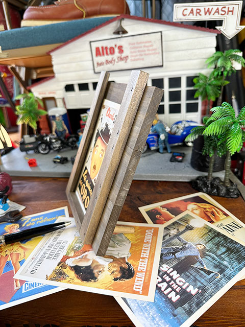 ★稀少な絶盤品★ 木箱職人さんが作ったポストカード用ウッドフレーム　（縦タイプ） 爆買 |  | 02