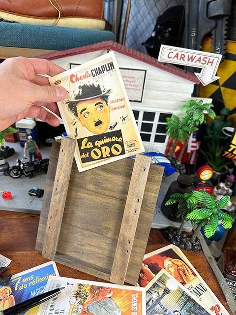 ★稀少な絶盤品★ 木箱職人さんが作ったポストカード用ウッドフレーム　（縦タイプ） 爆買 |  | 04