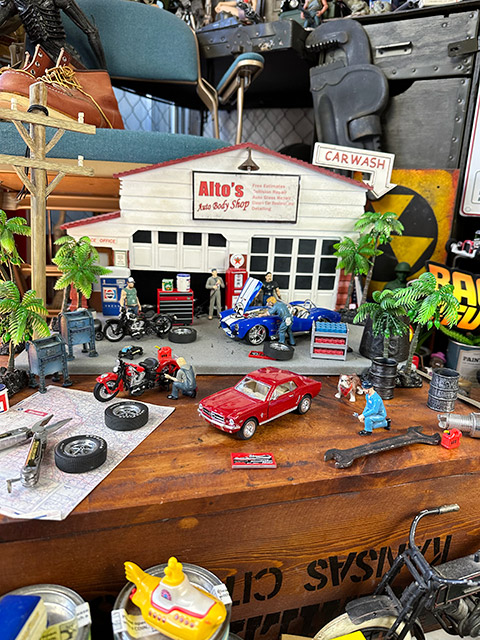 1964年フォード　マスタング　ダイキャストミニカー　1/34スケール　（レッド）　■　アメリカン雑貨　アメリカ雑貨 |  | 07