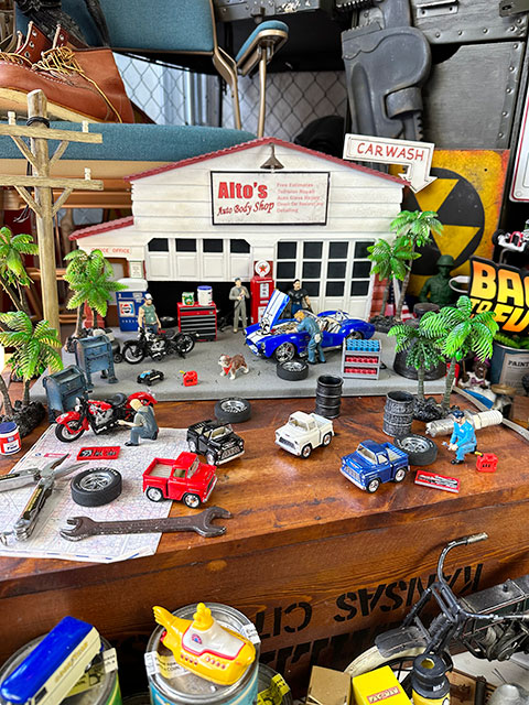 ファニーピックアップ　ダイキャストミニカー　（4台セット）　1955年シボレー5100　ステップサイド　■ アメリカン雑貨 アメリカ雑貨 |  | 06