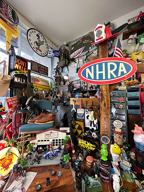 NHRA　エンボスティンサイン　（ロゴ）　■ アメリカン雑貨 アメリカ雑貨 |  | 04