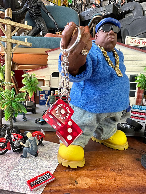 ラスベガスのカジノで実際に使われていたダイス　ツインダイスキーホルダー ■ アメリカン雑貨 アメリカ雑貨 | 