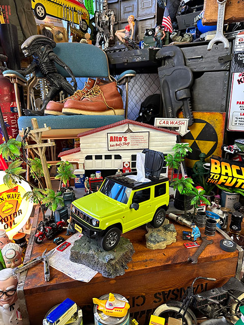 スズキ　軽ジムニー　ウェットティッシュケース　（キネティックイエロー）　軽自動車　スズキ公認ライセンス商品 |  | 02