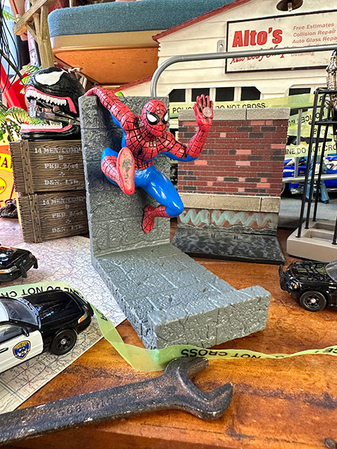 マーベル スパイダーマン スマートフォンスタンド スマホスタンド □ アメリカン雑貨 アメリカ雑貨 : 308123 :  アメリカン雑貨専門店キャンディタワー - 通販 - Yahoo!ショッピング