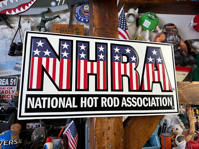 NHRA　エンボスティンサイン　（アメリカンフラッグ）　■　アメリカン雑貨　アメリカ雑貨 |  | 01