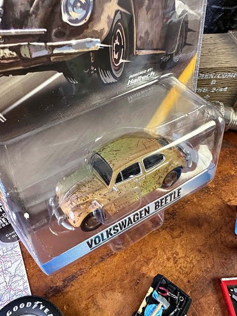 グリーンライト　限定モデル　Dung Beetle　1966年フォルクスワーゲン・ダンビートル　ミニカー　1/64スケール　リミテッドエディション｜candytower｜03