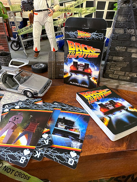 映画　バック・トゥ・ザ・フューチャー　デロリアン名場面トランプ ■ アメリカン雑貨 アメリカ雑貨 |  | 01