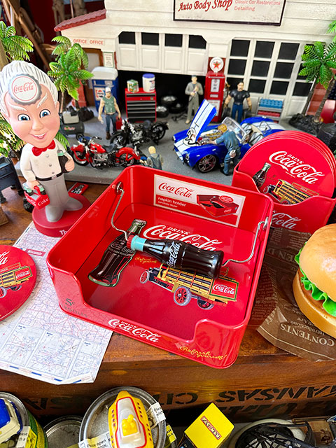 コカ・コーラ　ペーパーナプキンホルダー　（デリバリートラック）　■ アメリカン雑貨 アメリカ雑貨 | Coca Cola