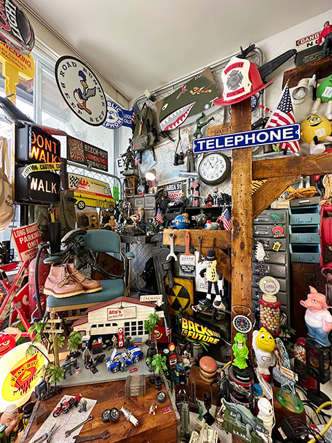 「公衆電話あります」　ミニストリートサイン　テレフォン ■ アメリカン雑貨 アメリカ雑貨 |  | 02