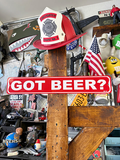 「ビール買ってある？」　ミニストリートサイン　GOT BEER? ■ アメリカン雑貨 アメリカ雑貨