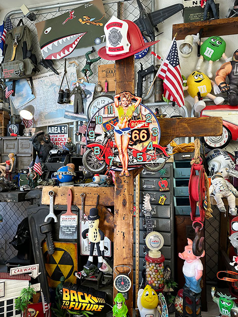 ハーレー＆ピンナップガール　ウォールクロック ■ アメリカン雑貨 アメリカ雑貨 壁掛時計 |  | 04