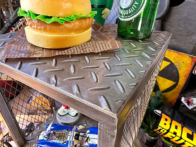 インダストリアル　メタルサイドテーブル ■ アメリカン雑貨 アメリカ雑貨 |  | 04