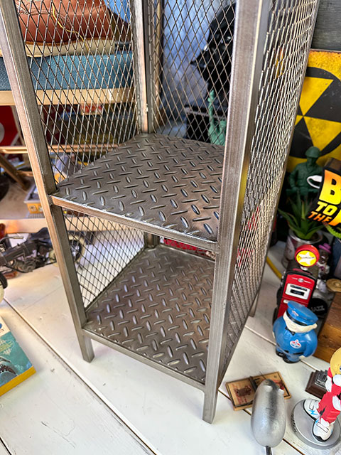 インダストリアル　メタルサイドテーブル ■ アメリカン雑貨 アメリカ雑貨 |  | 11