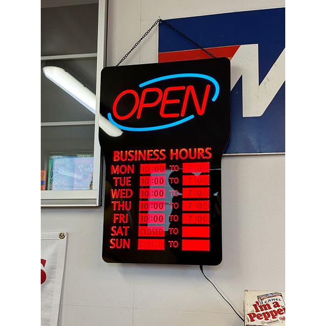 アメリカの営業時間の案内看板　ビジネスアワーサイン　LEDライト　文字シール付属 ■ アメリカン雑貨 アメリカ雑貨