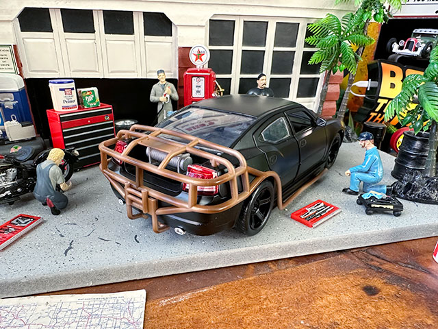 映画　ワイルドスピード　ダイキャストミニカー　1/24スケール　（2006年ダッジ　チャージャー/リアガード）　アメリカン雑貨 |  | 06