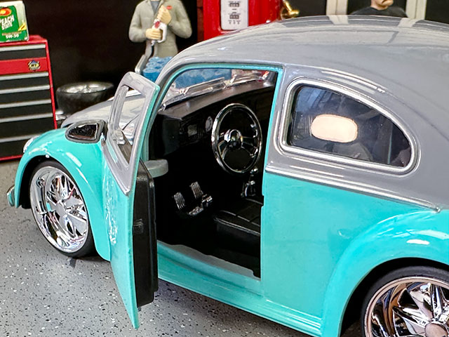 Jada　パンチバギーシリーズ　1959年　フォルクス・ワーゲン　ビートル　ダイキャストミニカー　1/24　（グレー＆アクアブルー） |  | 05