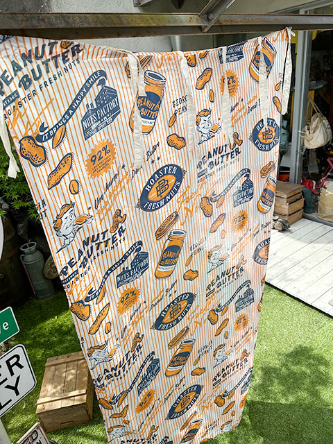 アメリカンフードラベル カーテン （ピーナッツバター） □ アメリカン