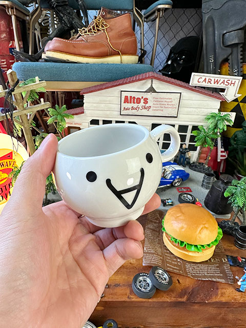 顔文字マグ　（キター）　■　アメリカン雑貨　アメリカ雑貨 爆買 |  | 03