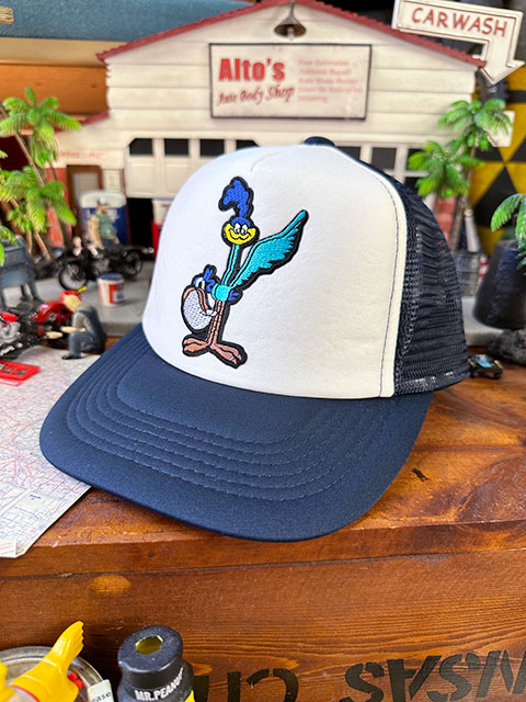 クラシック　ロードランナー　メッシュキャップ　（ヘルメットロードランナー）　帽子色＝ホワイト×ネイビー　■　アメリカン雑貨 | 