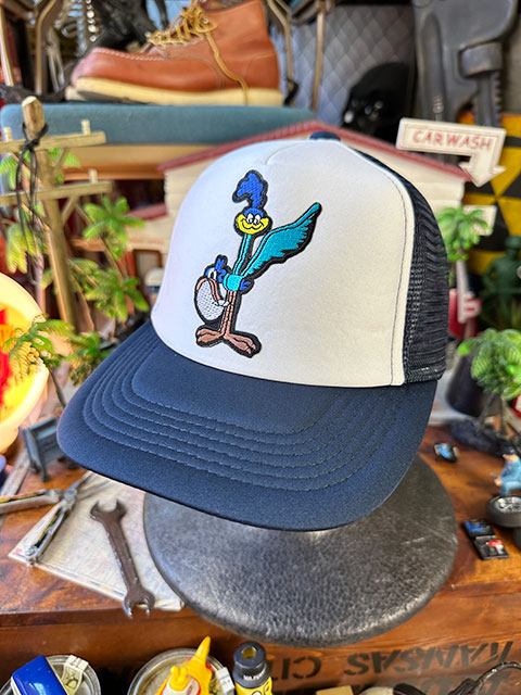 クラシック　ロードランナー　メッシュキャップ　（ヘルメットロードランナー）　帽子色＝ホワイト×ネイビー　■　アメリカン雑貨 |  | 06