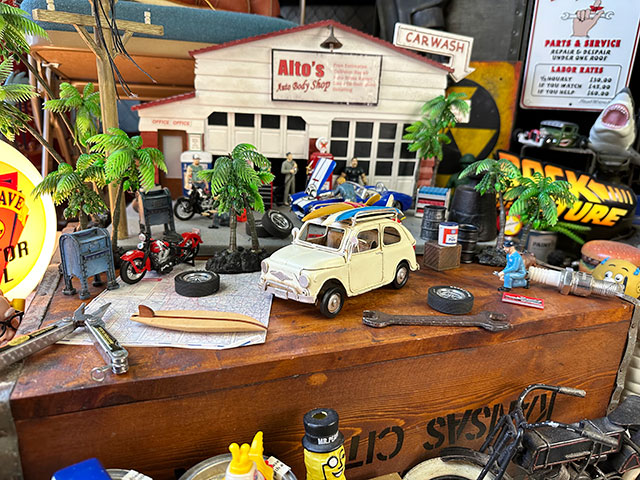 サーフ仕様フィアット500　チンクエチェント　ブリキオブジェ　（アイボリー）　■　アメリカン雑貨　アメリカ雑貨 |  | 07