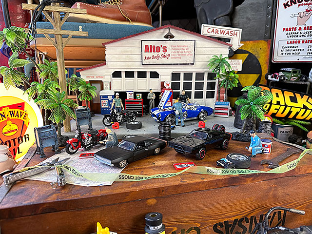 Jada　映画　ワイルドスピード　ミニカー2台　1/32　（ダッジ　チャージャー　R/T＆1968年ダッジ　チャージャー　ワイド） |  | 12