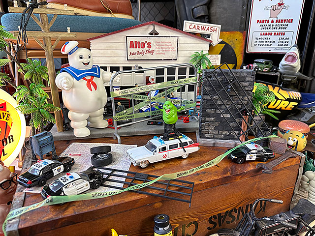 Jada　映画　ゴーストバスターズ　ECTO-1　ダイキャストミニカー1/32スケール ■ アメリカン雑貨 アメリカ雑貨 |  | 10