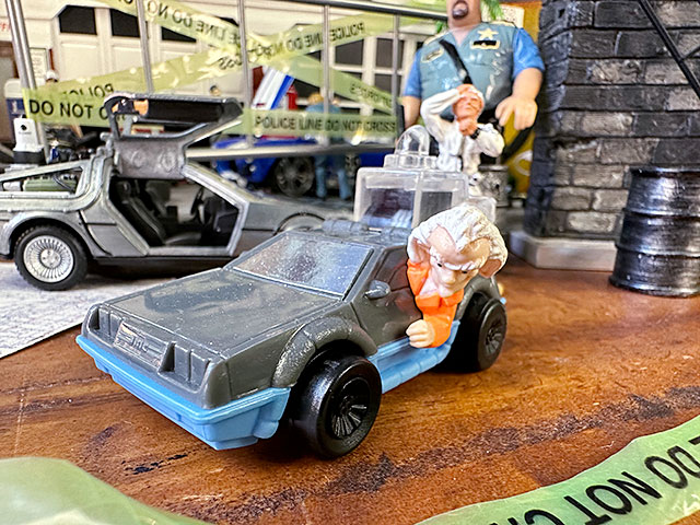 ★デッドストック品★　USマクドナルド　ハッピーミールトイ 1991年製　映画　バック・トゥ・ザ・フューチャー　ドク＆デロリアン | 