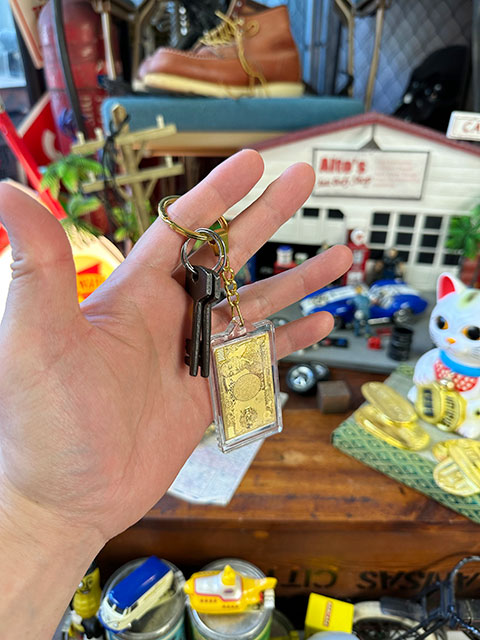 金運招福　金の壱万円札キーホルダー　商売繁盛　開運招福 ■ アメリカン雑貨 アメリカ雑貨 |  | 04