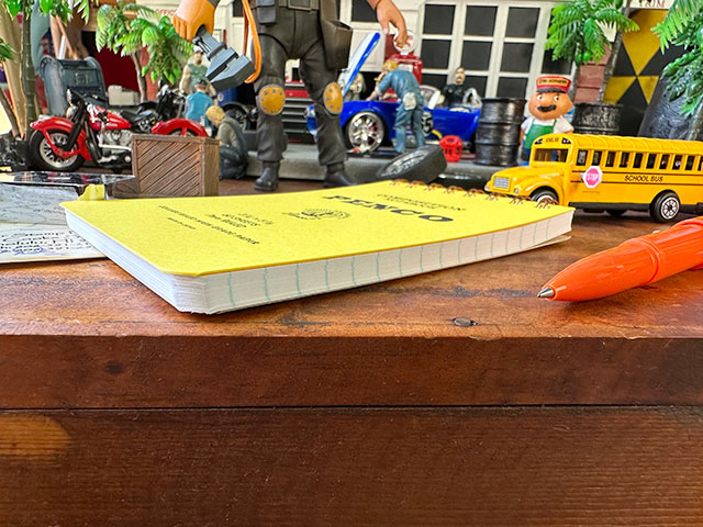 PENCO　ペンコ　コイルノートパッドS　ミニサイズ　メモ帳　7mm　罫線　ダブルリングノート　（イエロー）　HIGHTIDE　ハイタイド |  | 05