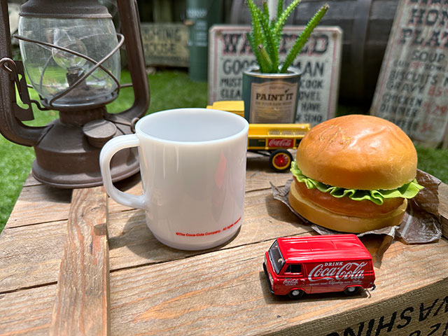 コカ・コーラ　マグカップ　330ml　（Drink）　■　アメリカン雑貨　アメリカ雑貨 | Coca Cola | 03
