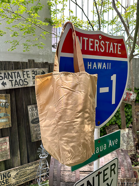 PENCO　ペンコ　バケットトート　（ベージュ）　折りたたみ　自立する　エコバッグ　HIGHTIDE　ハイタイド　※サンドっぽい色味です |  | 04