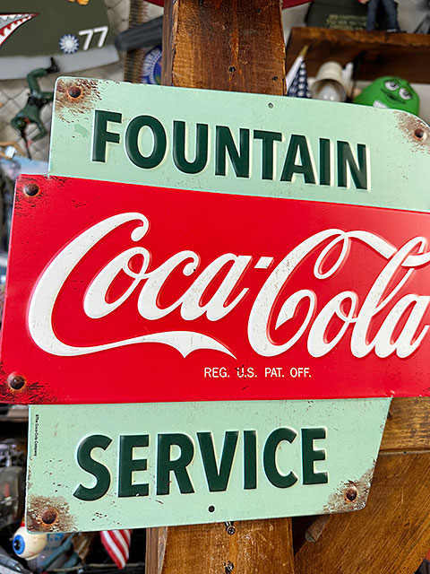 Coca Cola（コカコーラ） ファウンテンサービス エンボスティンサイン