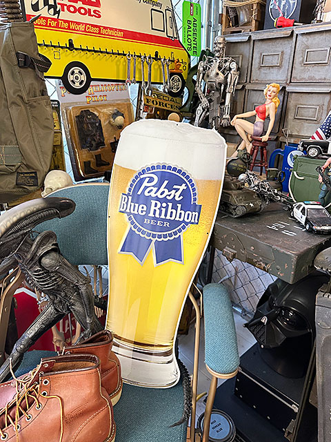 パブスト　ブルーリボン　ビアグラス　ダイカット　エンボスティンサイン　ブリキ看板 ■ アメリカン雑貨 アメリカ雑貨 |  | 08