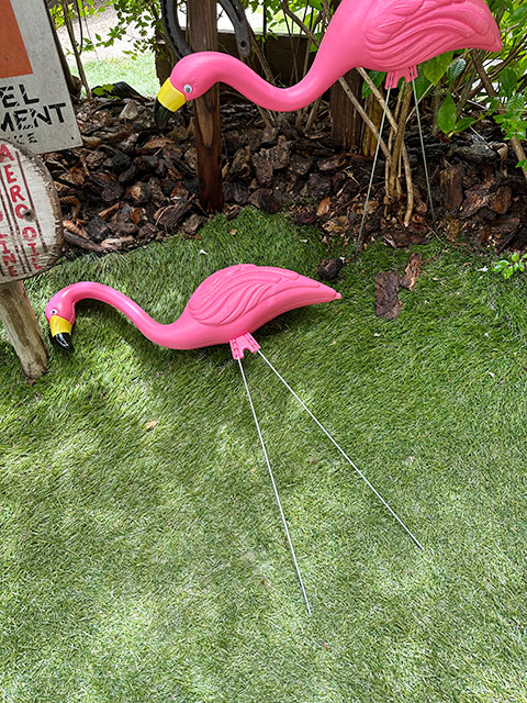 ピンクフラミンゴ　ガーデンオーナメント　2体セット ■ アメリカン雑貨 アメリカ雑貨 |  | 07