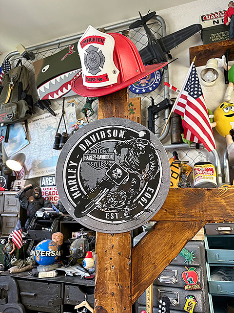 ハーレーダビッドソン　ダートトラック　スカル　ラウンド型　エンボスティンサイン　ブリキ看板 ■ アメリカン雑貨 アメリカ雑貨 | Harley Davidson | 05