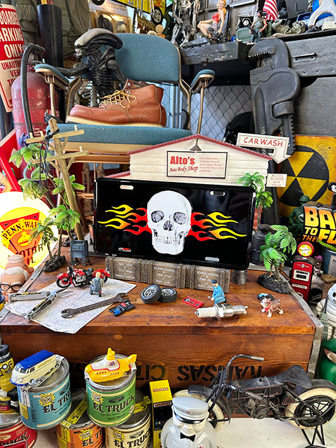 スカル＆ファイヤー　ライセンスプレート　バイカー ■ アメリカン雑貨 アメリカ雑貨 |  | 01